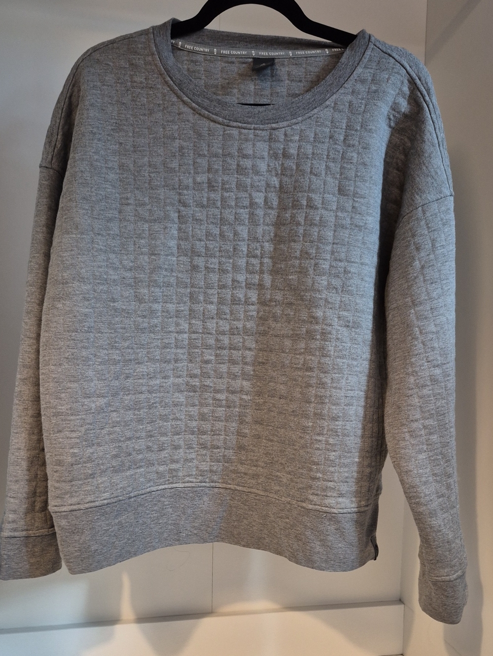 Free Country Gray Quilted Crewneck Sweatshirt